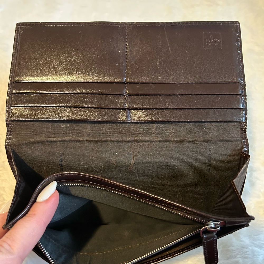 Fendi Black and Brown Classic Wallet - Picture 6 of 9